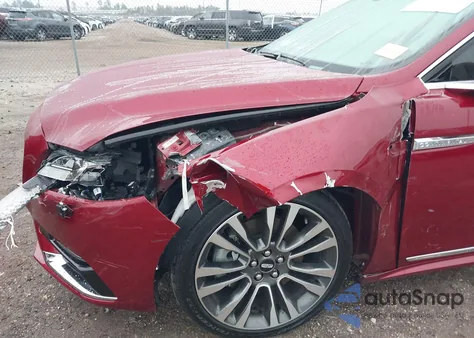 2018 Lincoln Continental Select z USA, uszkodzony, nr VIN 1LN6L9SK8J5606618